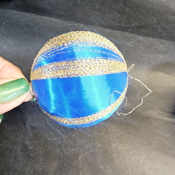 Vintage Pyramid Satin Rayon Christmas Ornaments set 5 Unbreakable Blue & Gold - Picture 5 of 11